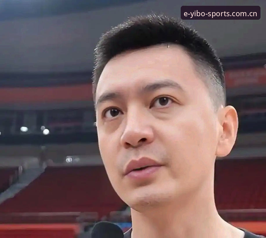 深度揭秘：杨鸣为何断言C罗压力最大？前锋集体爆发背后的技术推演